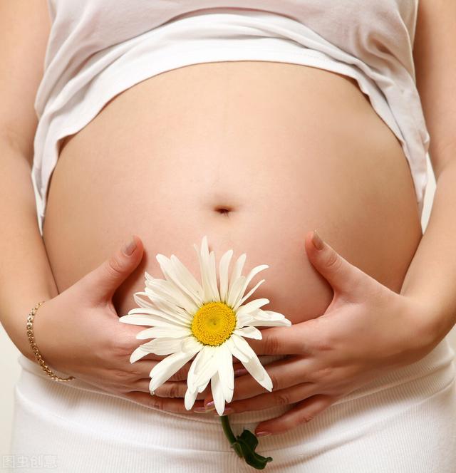 预产期到为什么胎儿还不出（过了预产期胎儿还不出生）(3)