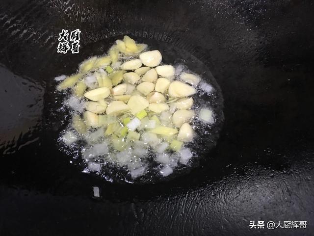 油麦菜这样炒鲜香清脆（炒油麦菜别直接下锅）(17)