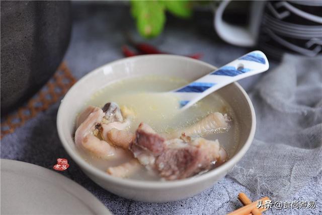 正宗猪肚煲鸡汤的家常做法（老妈做了几十年的猪肚煲鸡汤）(2)