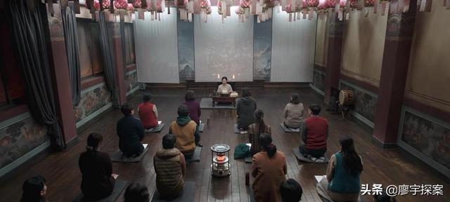 最好看的韩国悬疑片（最棒的宗教悬疑电影竟然是韩国拍的娑婆诃）(2)