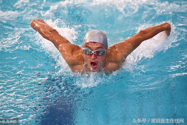游泳是锻炼身体健康最好的方式吗（游泳对身体有这5大好处）(2)