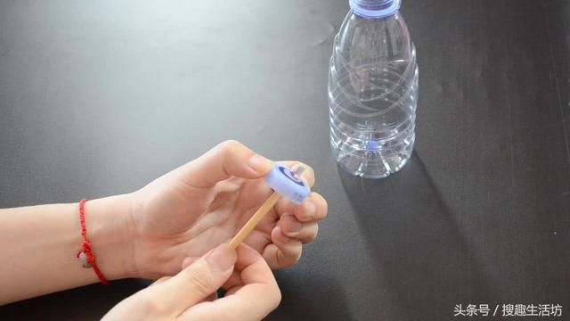 塑料瓶变废为宝简单不用热熔胶（塑料瓶别再扔了）(5)