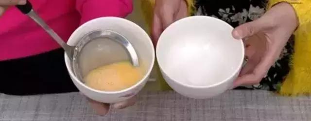 简单的蒸鸡蛋羹的正确做法（不开火不用蒸2分钟做出嫩滑鸡蛋羹）(7)