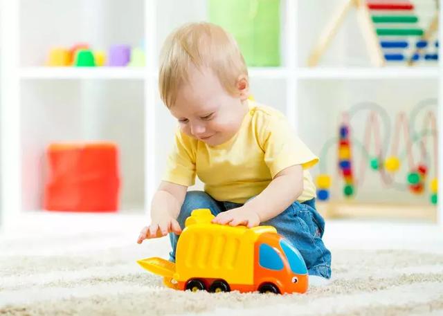 儿童玩具必买四种（0-6岁儿童玩具选购和安全使用指南）OB视讯