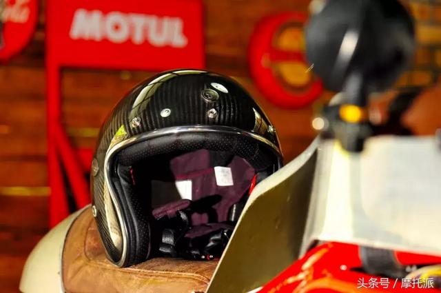 torc头盔重量（售价880元的TORC碳纤复古盔）(9)