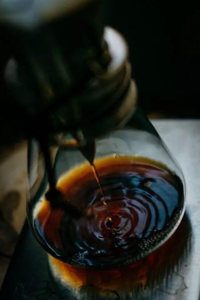 黑咖啡是酸的好还是苦的好（喝黑咖啡一定会酸会苦吗）(2)
