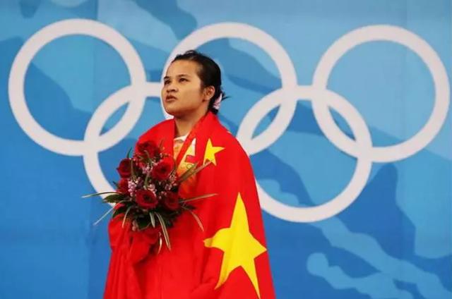 北京奥运会首枚金牌得主（北京奥运会的首金得主）(1)