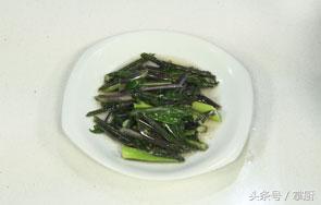 红菜苔怎么做又脆又好吃（红菜苔此时正当季）(9)