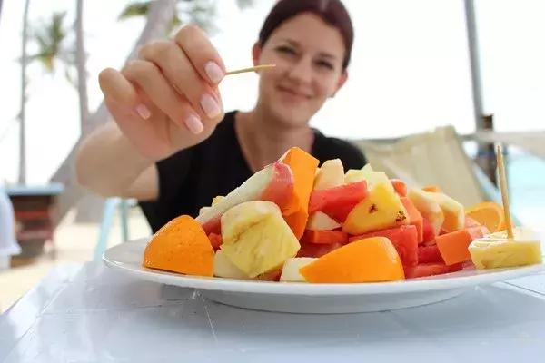 适合减脂期吃的8种水果（最减脂的水果最发胖的水果）(1)