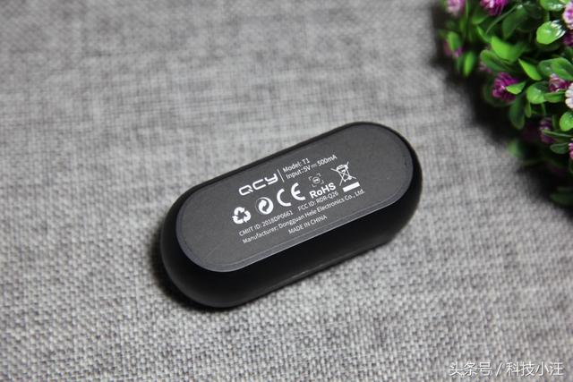qcy蓝牙耳机t1c电池续航（充电仓设计取出即可连接手机）(6)