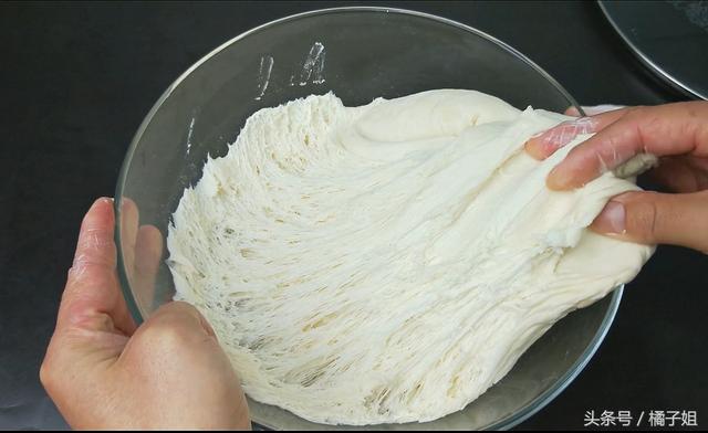自制小麦面粉怎么做饼（1斤面粉半碗水教你面粉的新做法）(6)