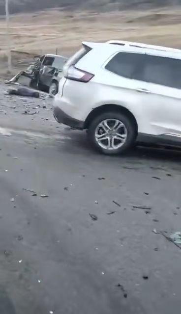 318川藏线最难车祸（318川藏线两车相撞致4死）(2)