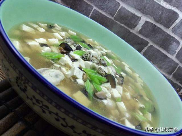海蛎豆腐做法（海蛎子炖豆腐怎么做）(1)