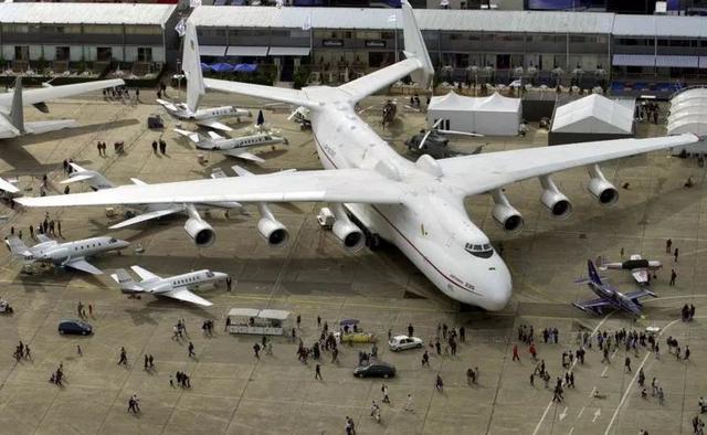 全球最大的飞机是哪一架（世界最大的飞机有多大）(1)