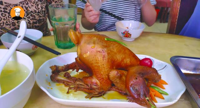 正宗粤菜豉油鸡做法（半碗生抽一只鸡）(7)