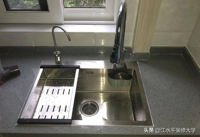 水槽的安装方法（水槽怎么选择从安装方式）(2)
