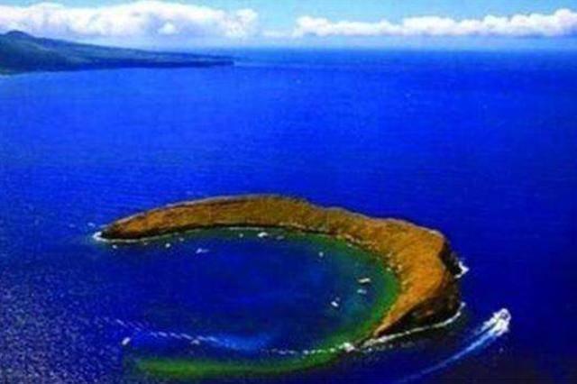 世界上5个神奇的岛屿（世界唯一旋转岛）(3)