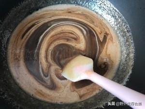 自制花生牛轧糖的做法（比牛轧糖还要好吃的花生太妃糖做法）(2)