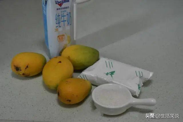 芒果和纯牛奶能做成什么美食（牛奶和芒果这做法火了）(3)