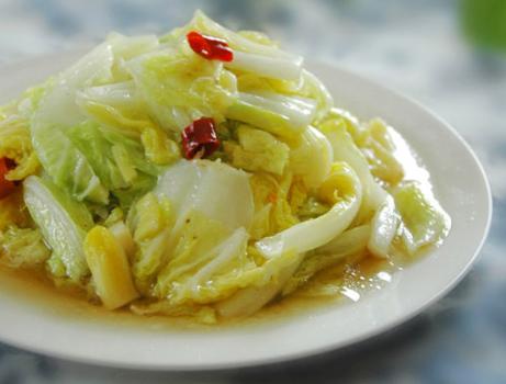 大白菜怎么炒不辣的最好吃（直接下锅就错了）(1)