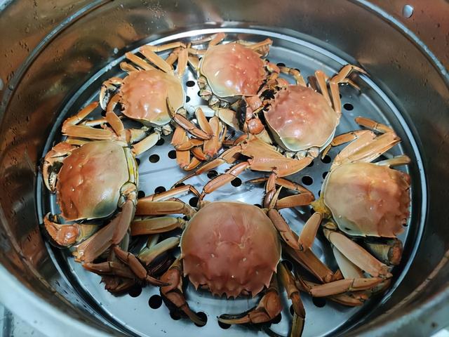 螃蟹有哪三个部位不能吃（螃蟹这3个部位一定不要吃）(2)