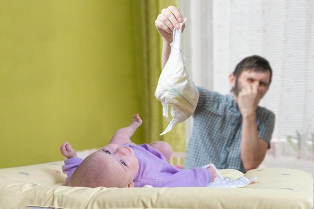 宝宝长尿布疹为何会反反复复的（宝宝出现尿布疹）(4)