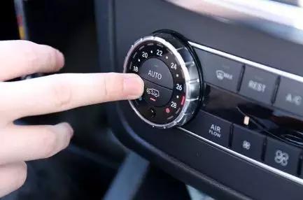 汽车空调各按键都是干什么（图解汽车空调各按键用途）(10)
