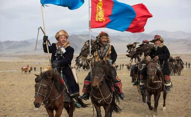 蒙古国为啥有280万人（蒙古国为何有20万哈萨克族人呢）(3)