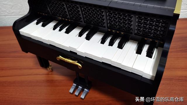 乐高老式钢琴（试玩会自动演奏的积木钢琴）(14)