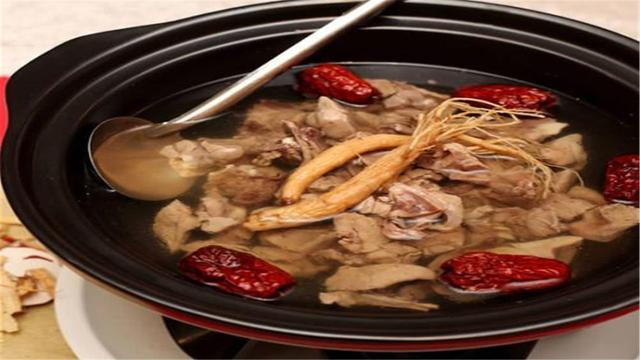 西红柿兔肉汤的做法（王小二带你煲靓汤）(2)