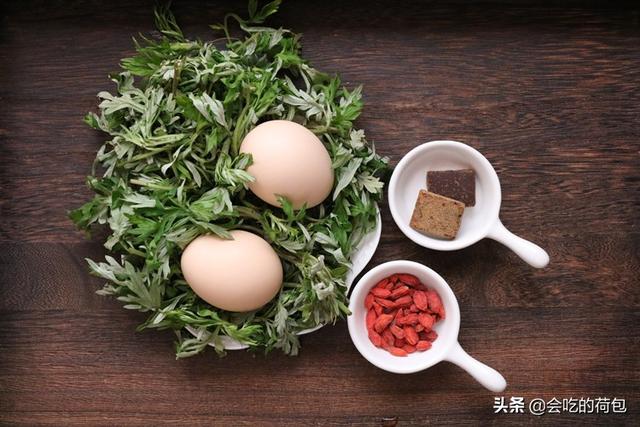 老年人能吃艾叶煮鸡蛋吗（鸡蛋和艾叶80岁奶奶吃了30年）(4)