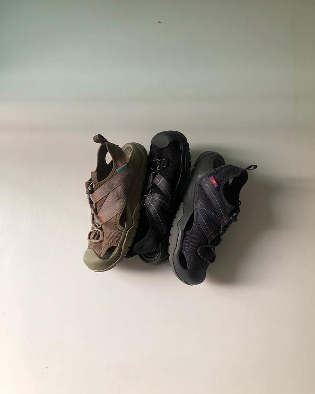 crocs新款女凉鞋（Balance全新限定款CRV-COVE户外凉鞋）(1)