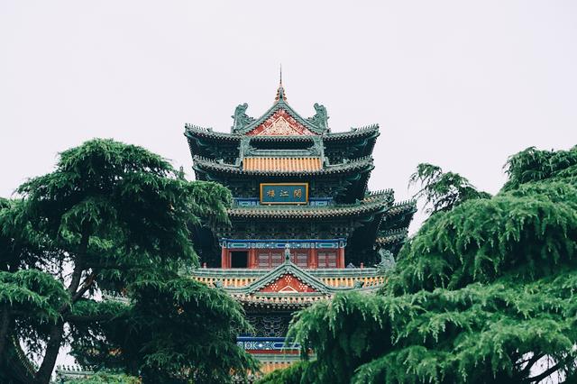 南京48景之一阅江楼和古城墙 典型的明代皇家建筑风格(1)