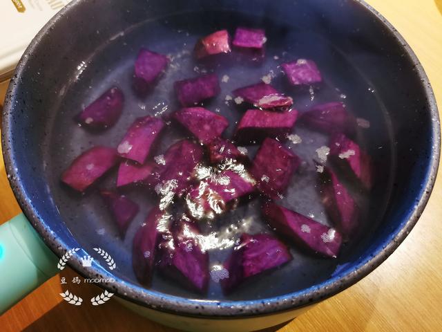 紫薯馅和面团可以做什么（豆妈教你10分钟做紫薯馅）(2)