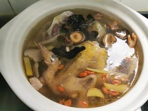 鸽子汤的制作方法窍门（自制美味鸽子汤）(4)