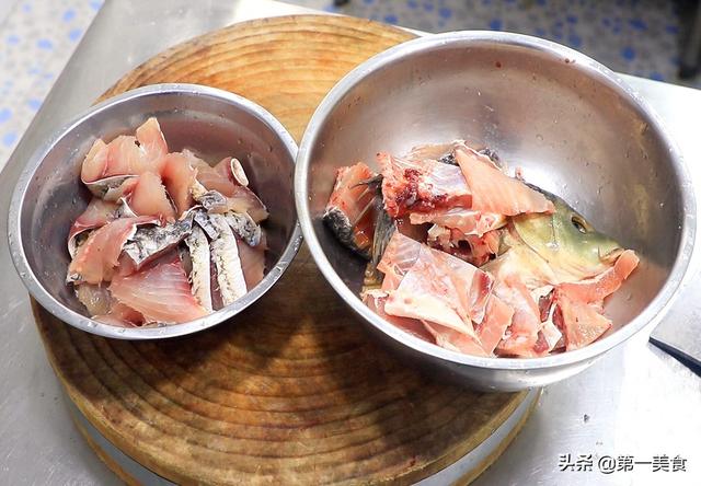 鱼火锅正宗水煮鱼片教程（厨师长分享火锅鱼的做法和技巧）(3)