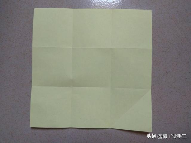 折纸简单纸房子（用两张正方形折纸教你折最简单的纸房子）(3)