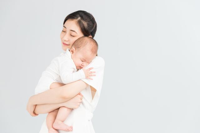 了解妈妈如何照顾小婴儿（第1次当妈没经验）(4)
