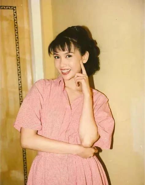 邱淑贞1992年经典电影（邱淑贞香港九十年代影片的最值得回味的女神）(5)