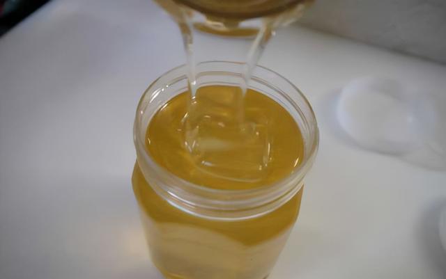 每天一杯蜂蜜水会得糖尿病吗（长期喝蜂蜜水会患糖尿病）(5)