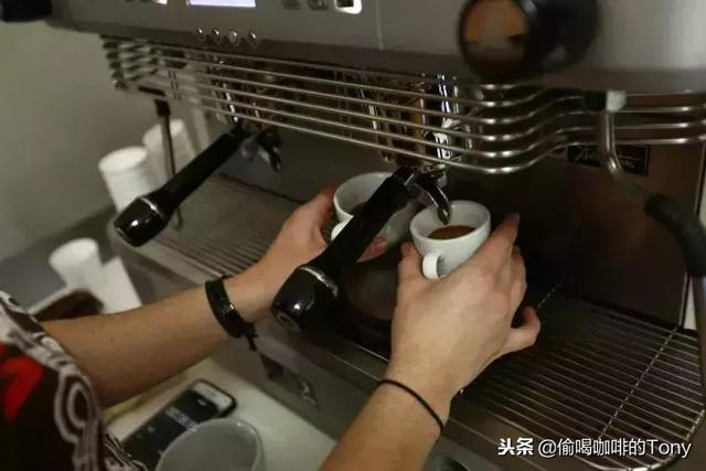 很久没用的咖啡机怎么清洗（你会清洗你的咖啡机吗）(3)