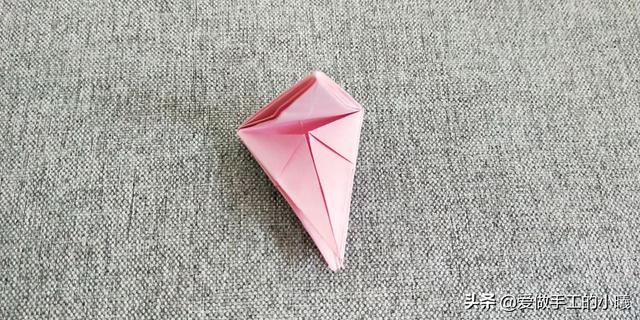百合花花束折纸简单（唯美百合花折纸教程）(18)
