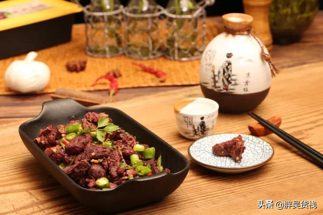正宗湖南血鸭菜（湖南人吃了几百年的血鸭）(2)