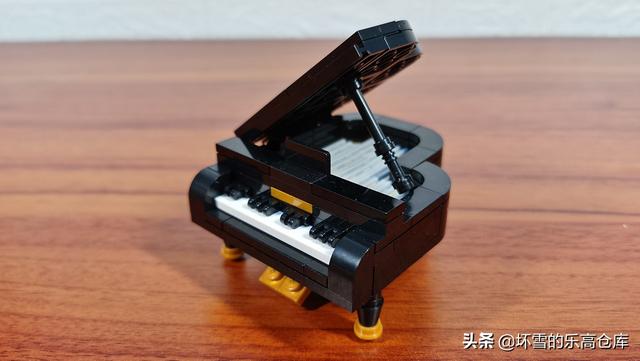 乐高老式钢琴（试玩会自动演奏的积木钢琴）(24)