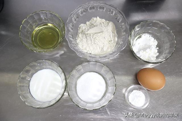 怎样用鸡蛋做华夫饼（用1个鸡蛋半碗面）(4)