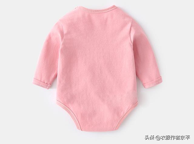 三月宝宝连体衣做法（五块钱就给宝宝做件三角哈衣）(2)
