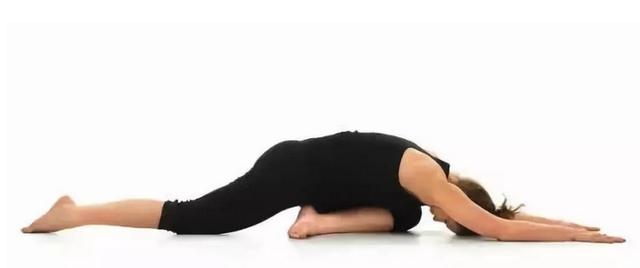 缓解月经痛瑜伽体式（可以缓解经期的）(5)