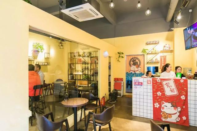 广州第一家港式茶餐厅（广州这10家港式茶餐厅有着正宗TVB风味）(88)