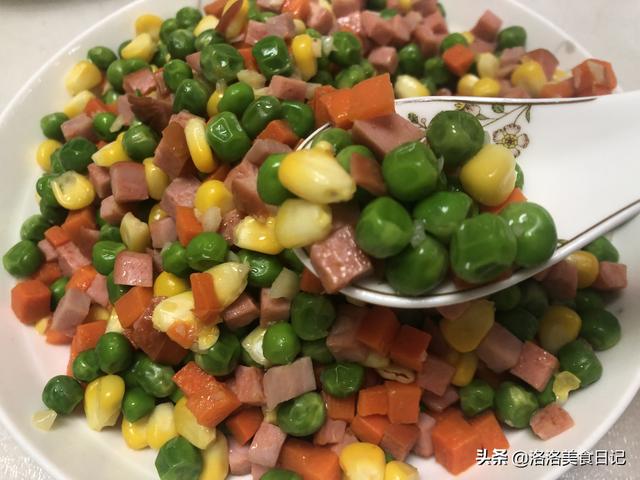 豌豆怎么炒好吃又简单的做法（春天吃豆胜过吃肉）(3)