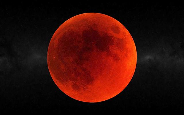 月亮三大惊人真相（月亮变成红色超级血月）(1)